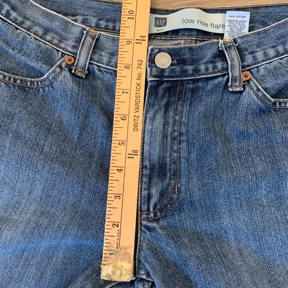 2004 GAP Low Rise Flare Jeans 8R - Picture 4 of 8